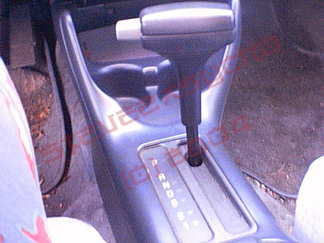 94 console 2.JPG (187526 bytes)