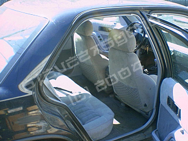 Rear_view.JPG (180886 bytes)