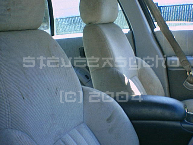 Right_view_Dirty_seat.JPG (131240 bytes)